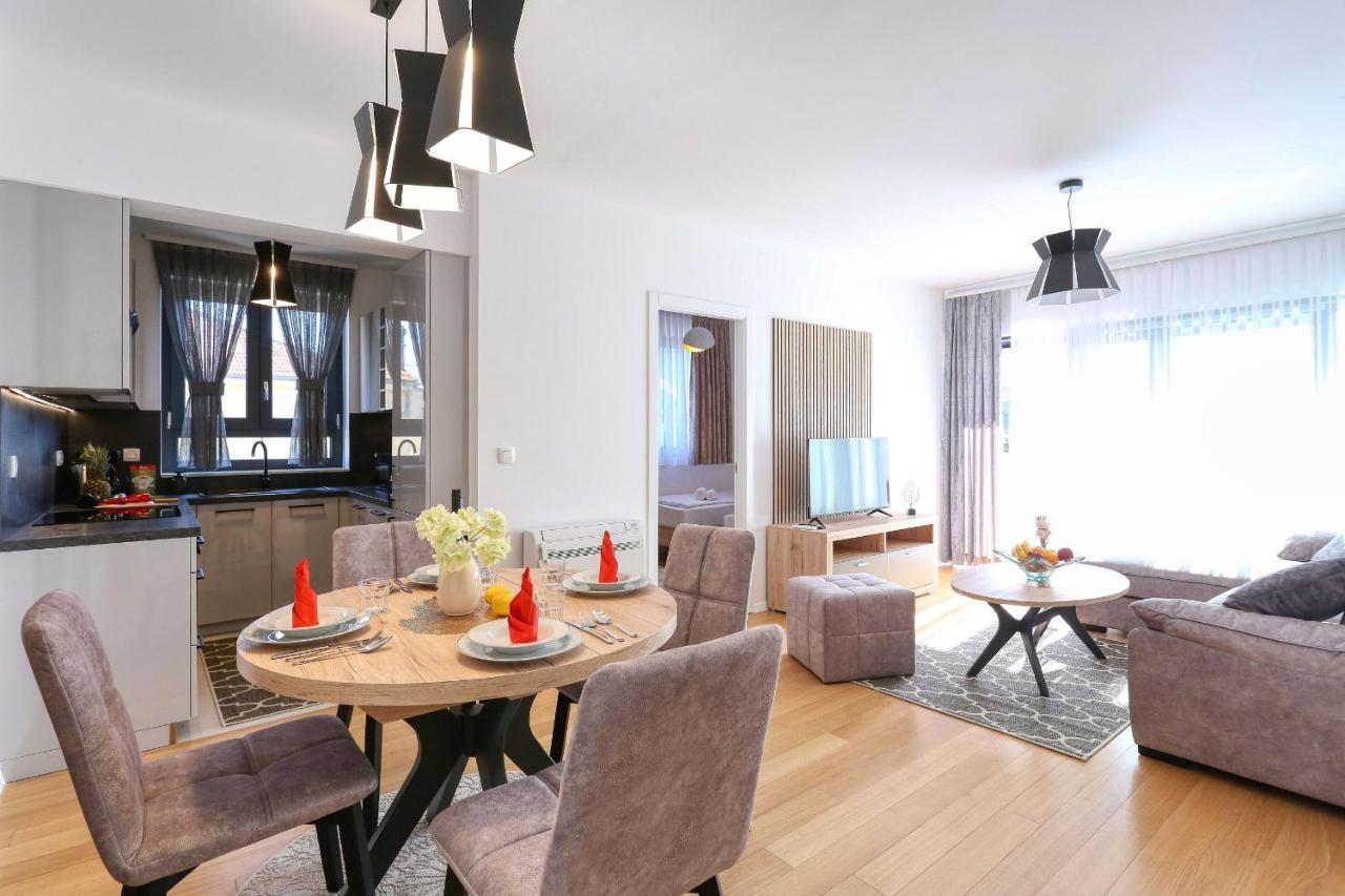 Apartments Perla With Free Parking Zadar Exterior photo