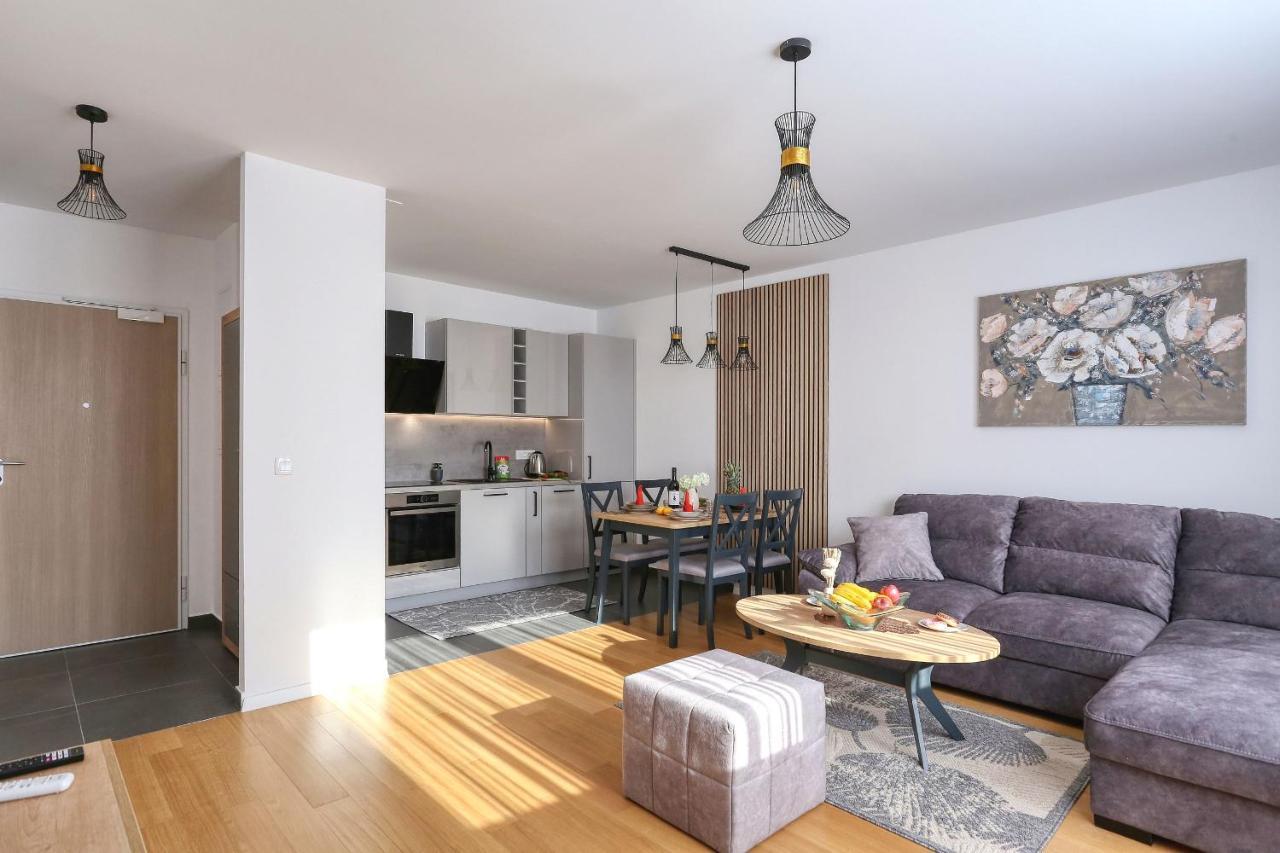 Apartments Perla With Free Parking Zadar Exterior photo