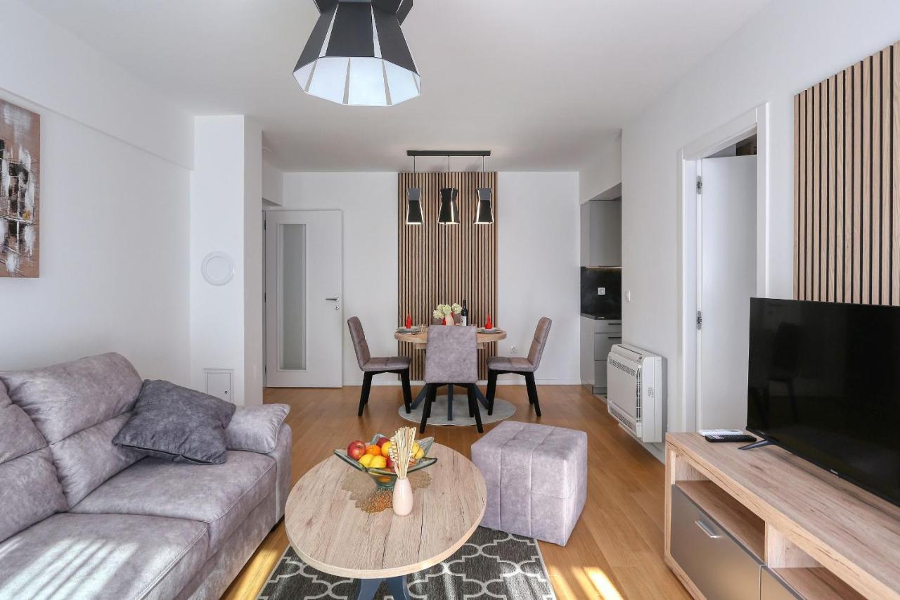 Apartments Perla With Free Parking Zadar Exterior photo