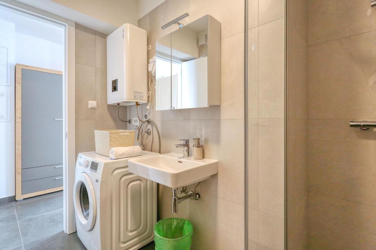 Apartments Perla With Free Parking Zadar Exterior photo